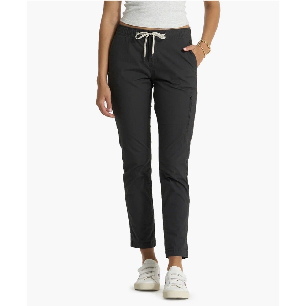 Vuori Black Cropped Jogger Pants